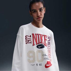 Nike Sportswear Women's Oversized Crew-Neck French Terry Sweatshirt (XL)